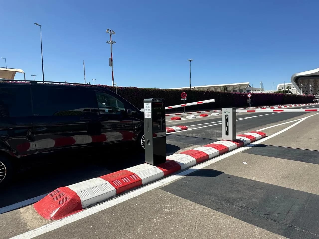 Contrôle d'accès & barrières de parking