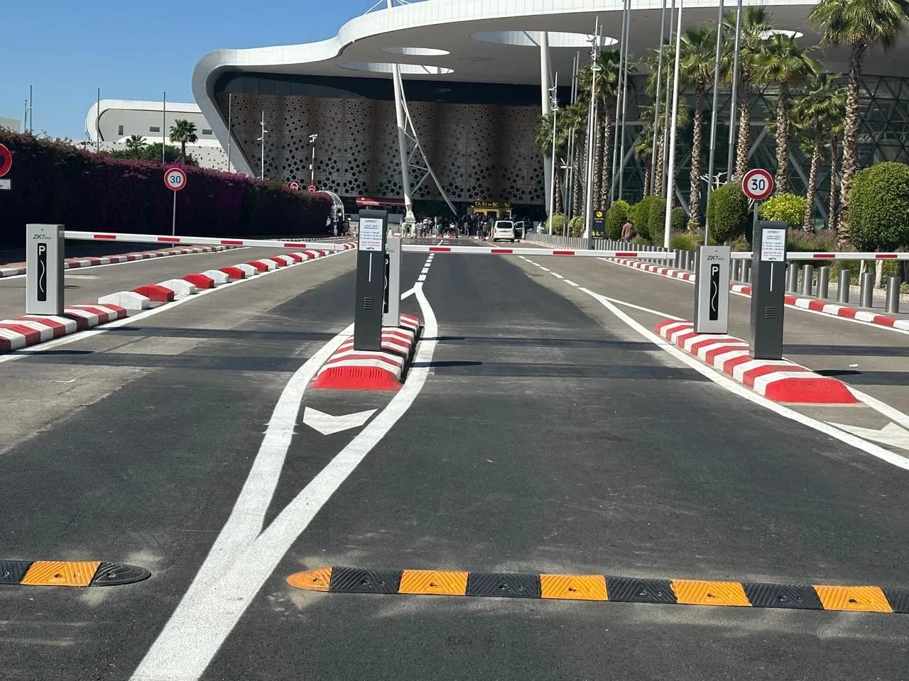 Contrôle d'accès & barrières de parking